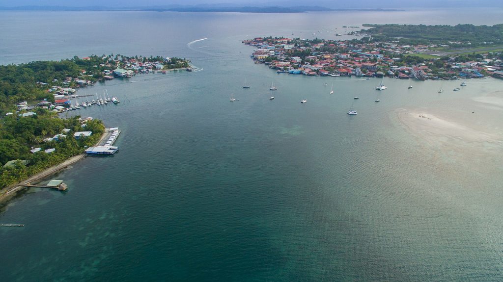 Bocas del Toro Panama (26668484671)