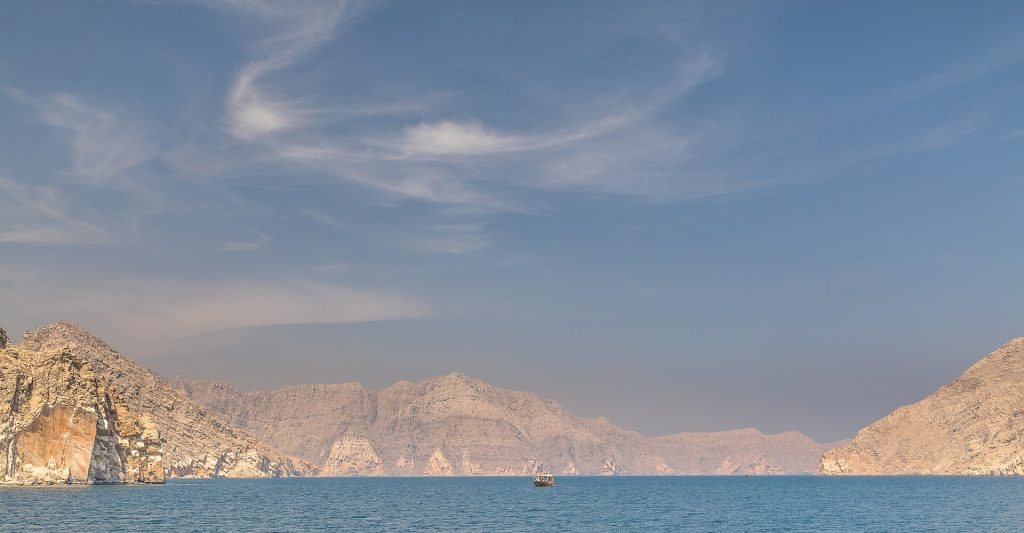 Dhow trip in the fjords of Musandam, Oman (36208084624)