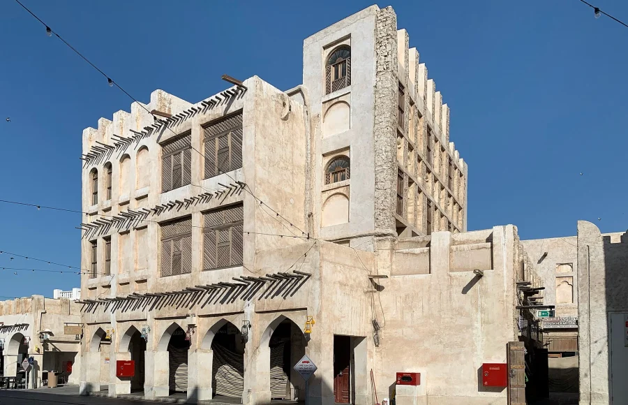 Doha in One Walk and One Ride: Souq Waqif, the Corniche and Museums