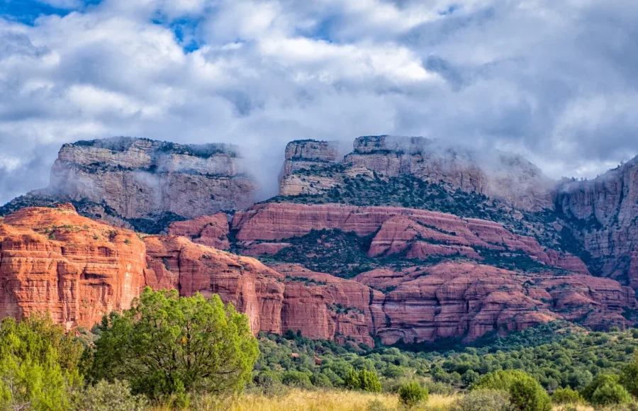 Sedona Without the Rush: Red-Rock Walks and Responsible Access