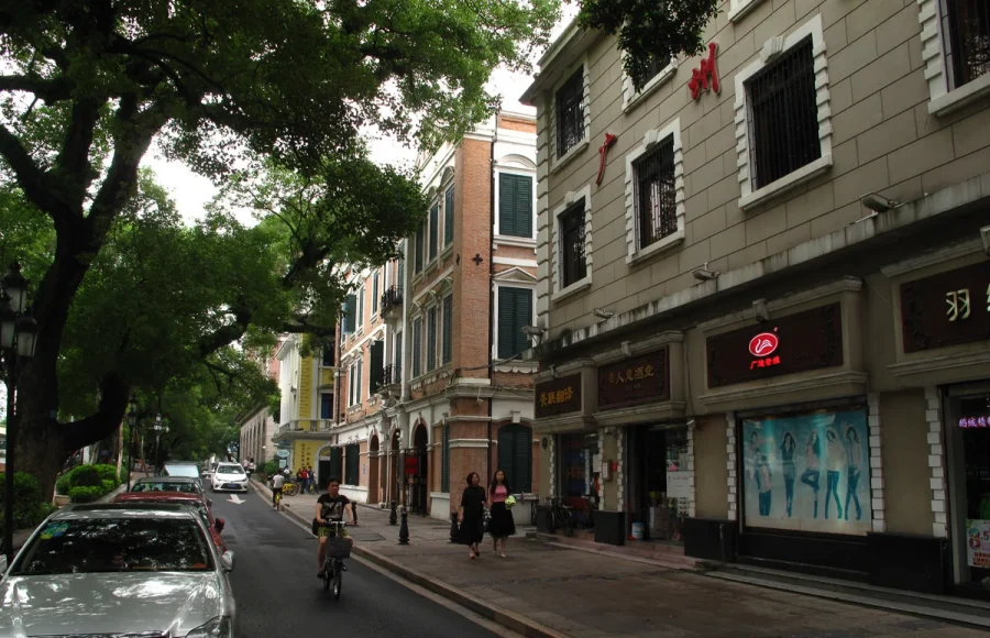 Guangzhou Through Its Trading Streets and Riverfront