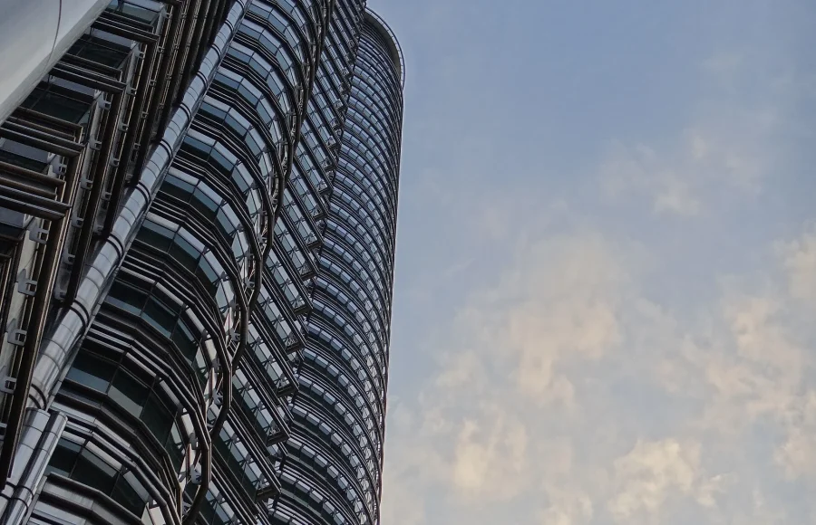 Kuala Lumpur in Layers: Heritage Streets, Food and Skyline