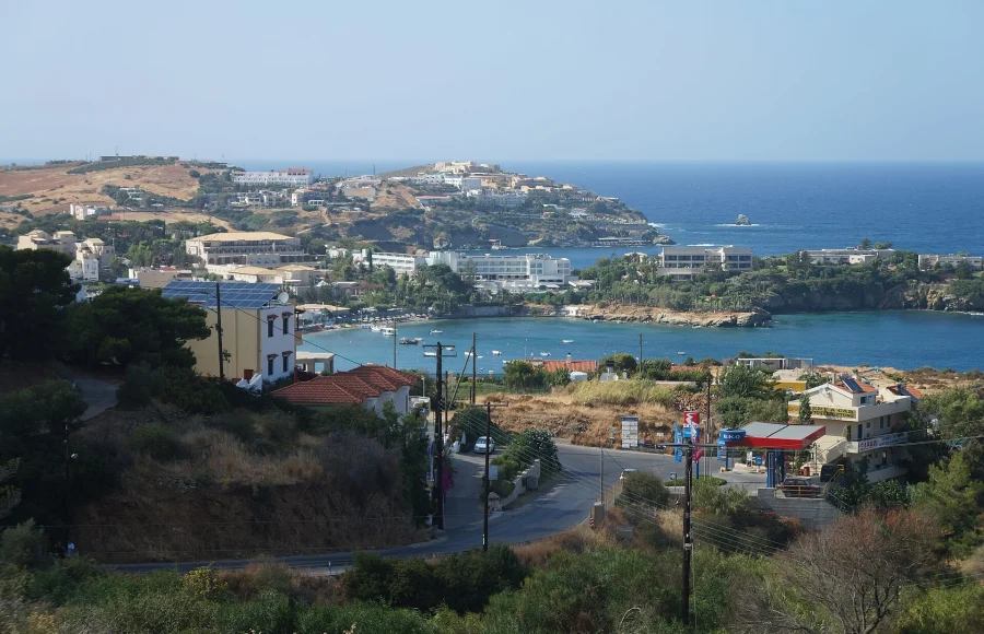 Acro Suites, Crete: Planning a Cliffside Wellbeing Stay